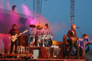 band playing band playing
