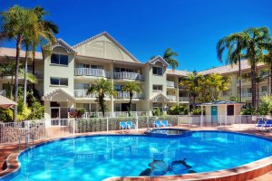Surfers Tradewinds 47 Surfers Tradewinds 47